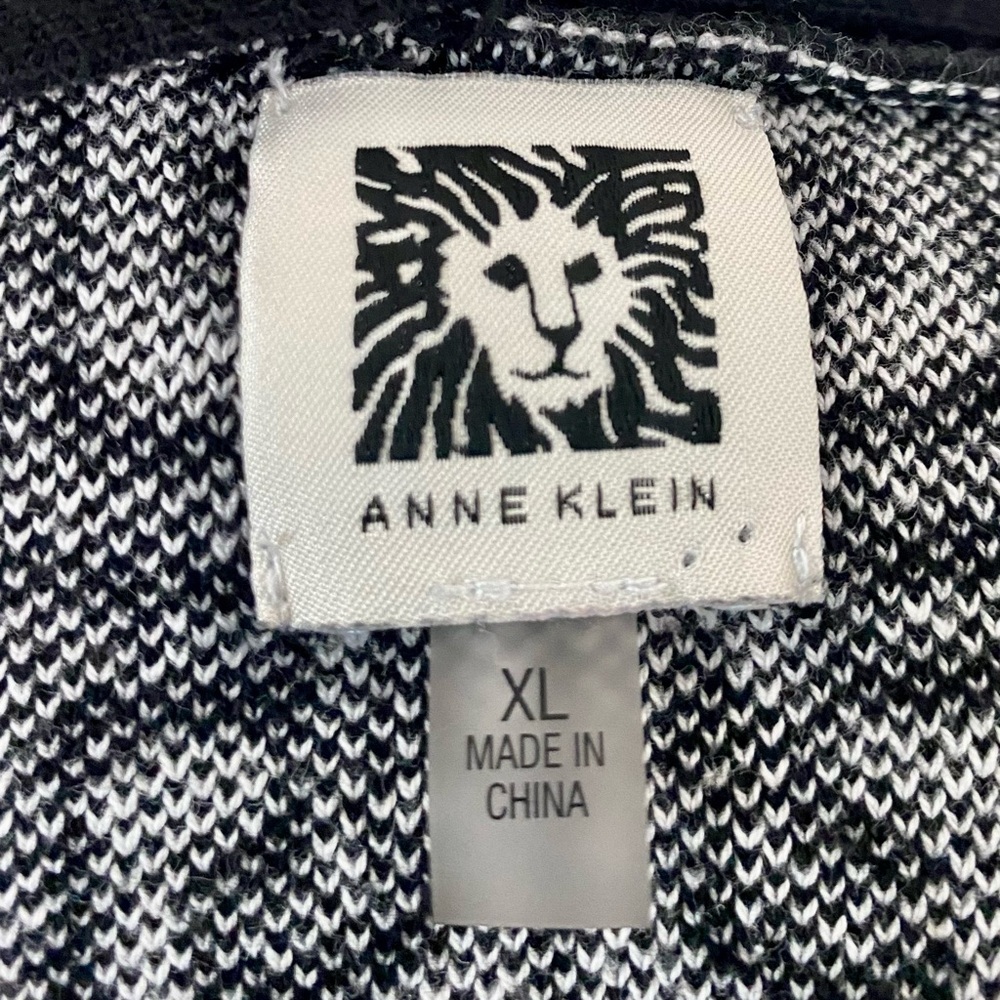 Preowned Anne Klein sweater size XL - Picture 3 of 4